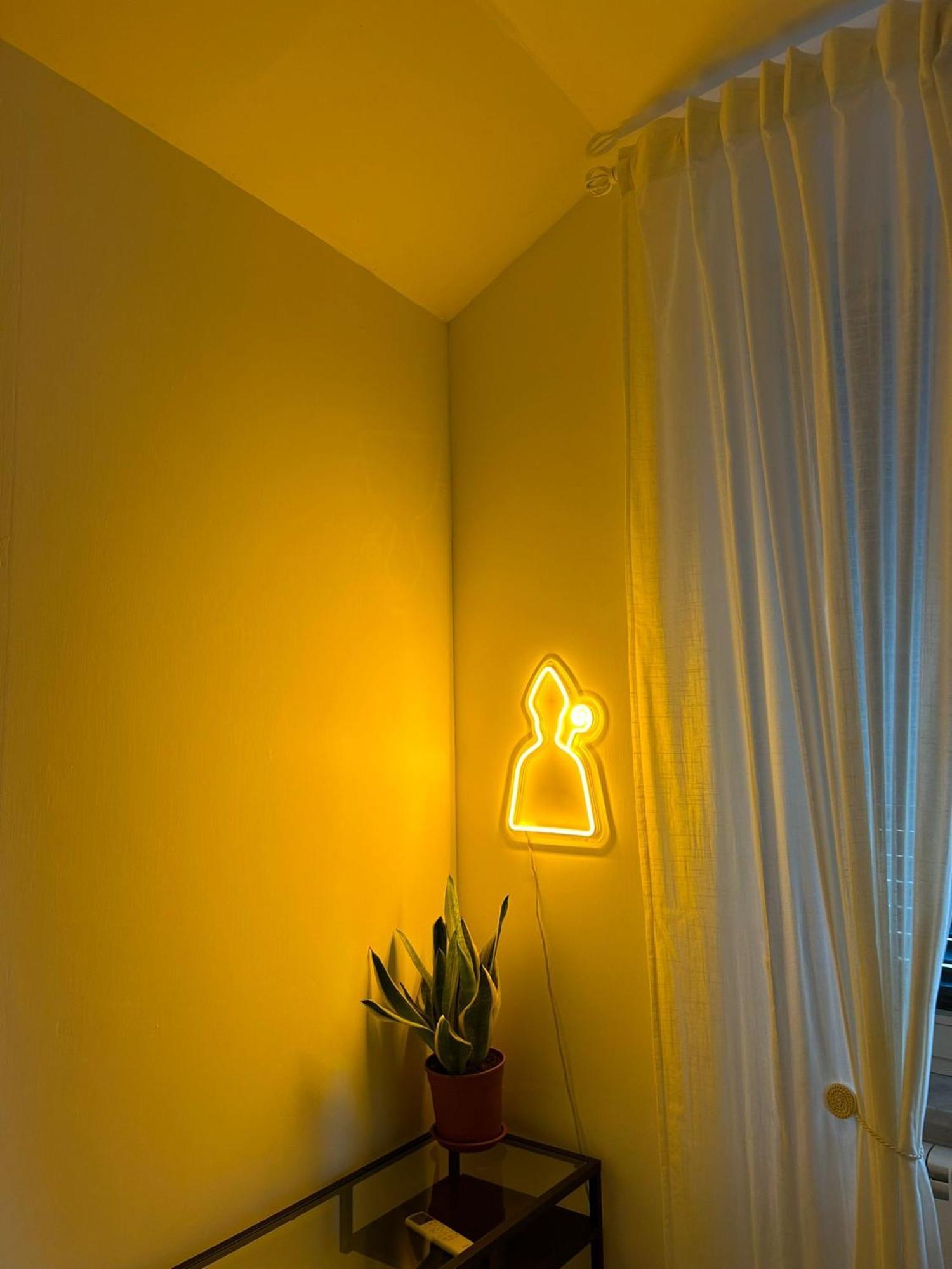 O'Tuocc A Chiaia Apartment เนเปิลส์ ภายนอก รูปภาพ